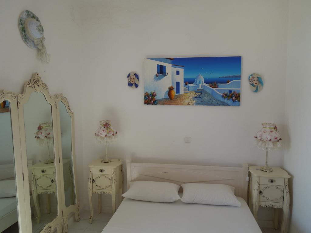 Albatross Hotell Livadi  Rum bild