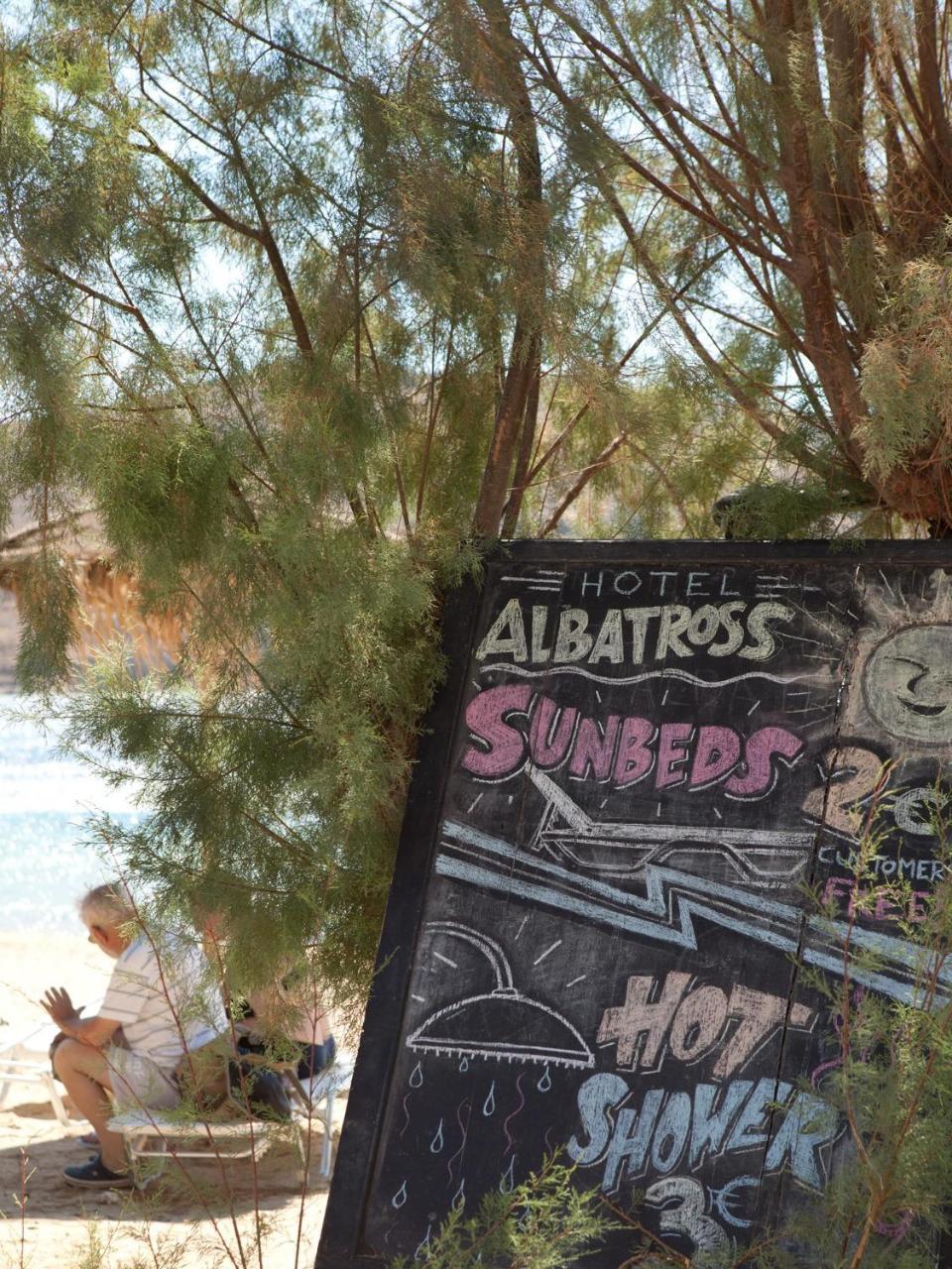 Albatross Hotell Livadi  Exteriör bild